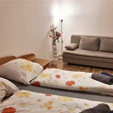 Apartment 2 Up 6 Month On Request Only, City Of Nuernberg Nürnberg